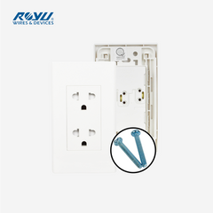 Royu Duplex Universal Outlet with Ground (with Shutter) Set (15A / 250V~) WD913